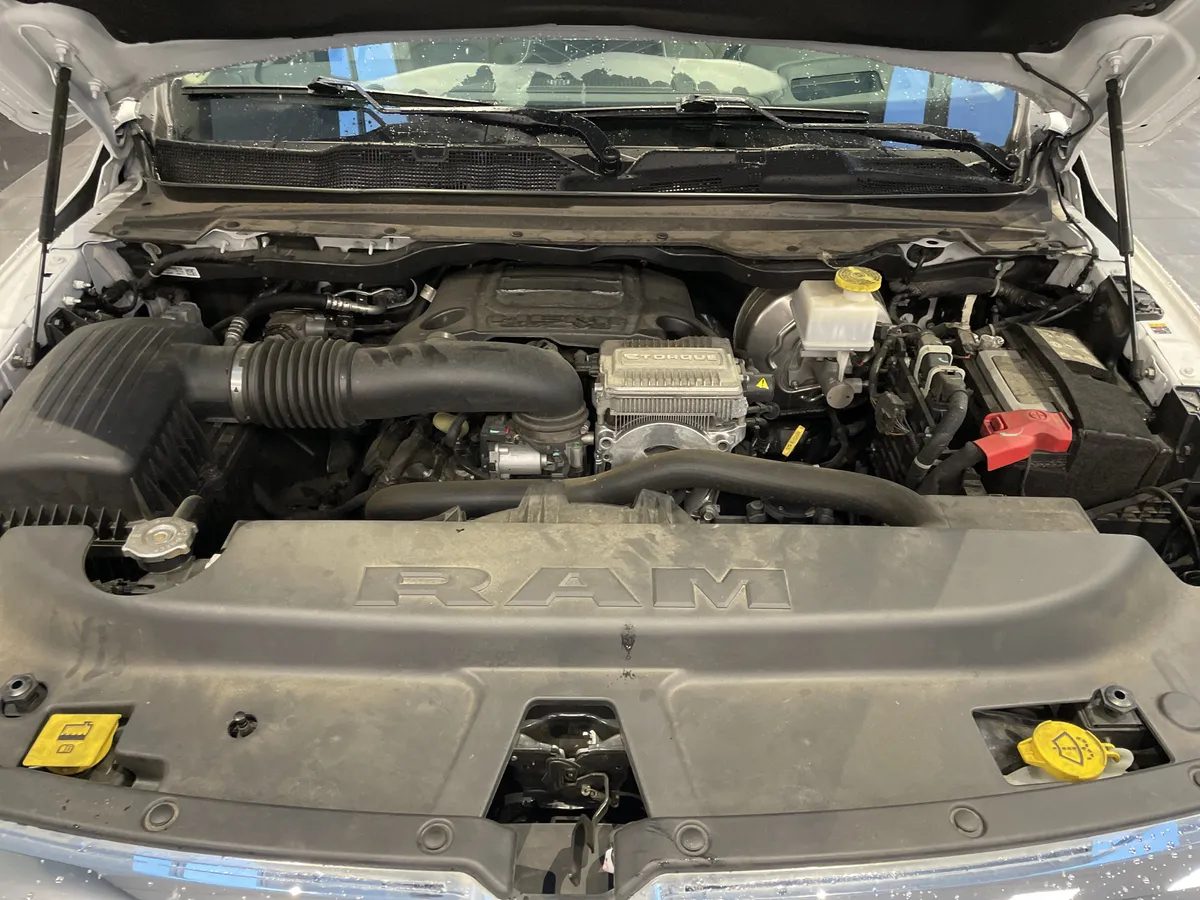 2024 Ram 1500 Limited thumbnail 41