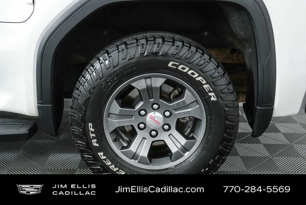 2024 Ram 1500 TRX thumbnail 36