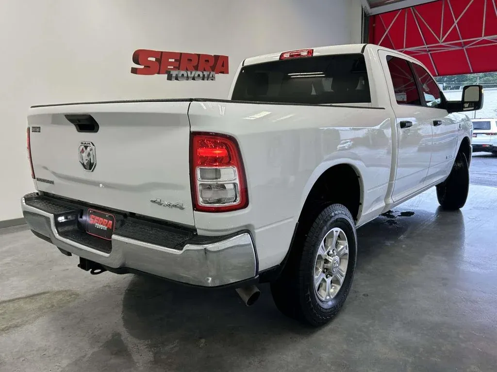 2024 Ram 2500 Big Horn thumbnail 3