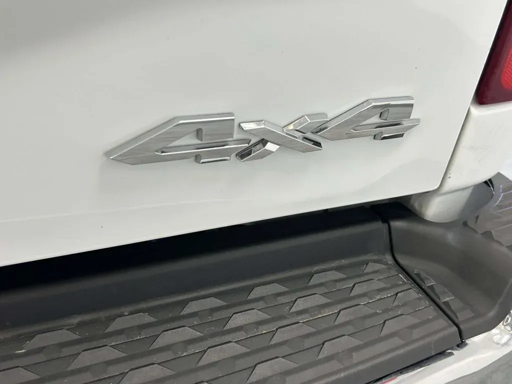 2024 Ram 2500 Big Horn thumbnail 14