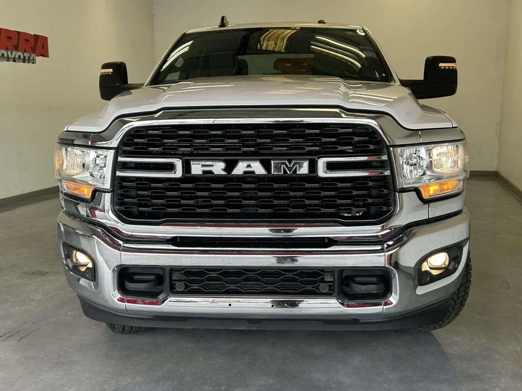 2024 Ram 2500 Big Horn thumbnail 8