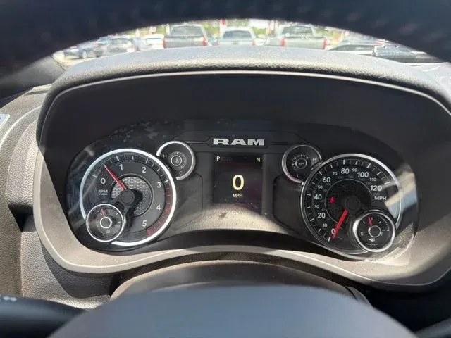 2024 Ram 2500 Big Horn thumbnail 35