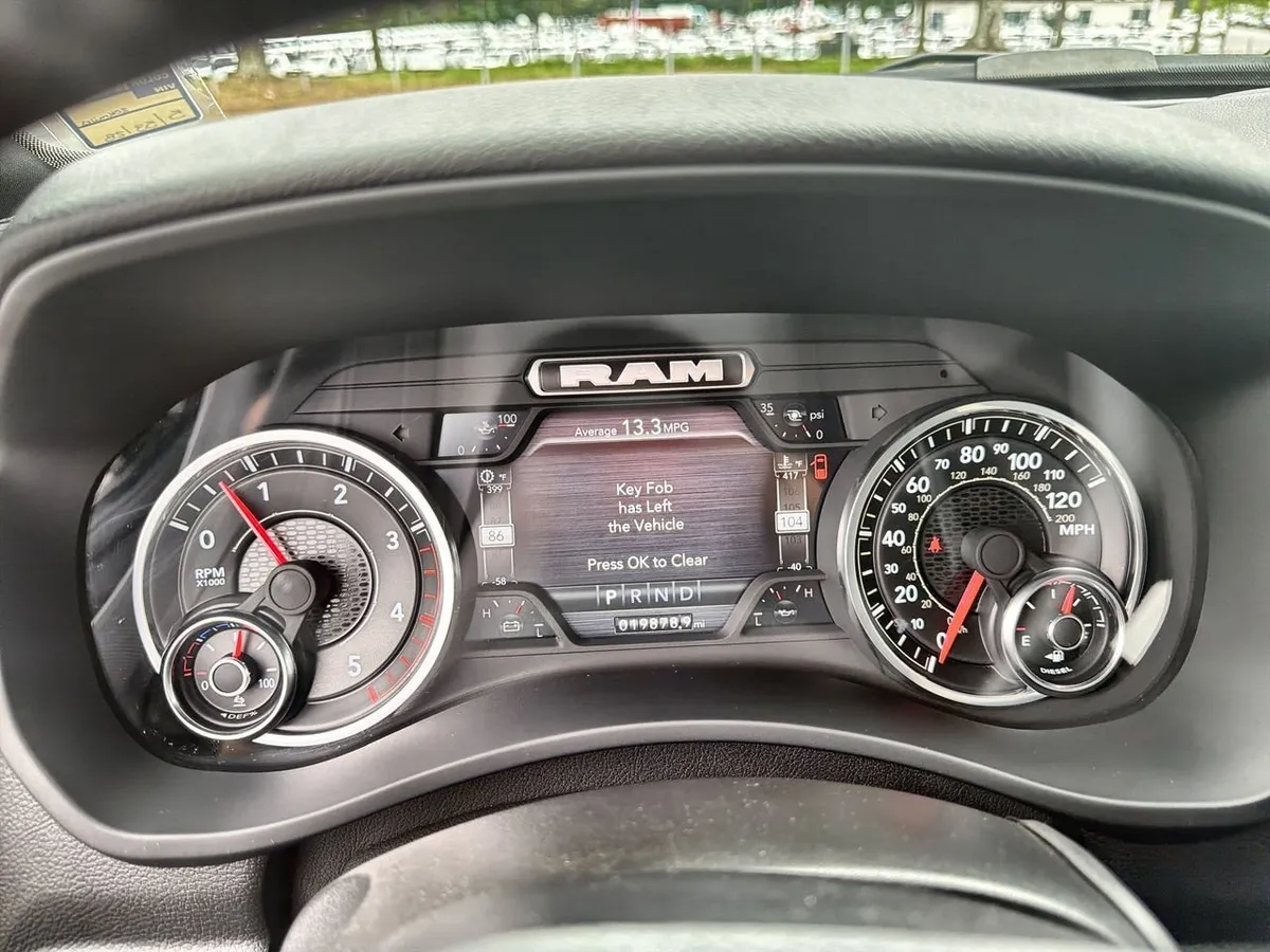 2024 Ram 2500 Big Horn Crew Cab 4x4 6'4" Box thumbnail 12