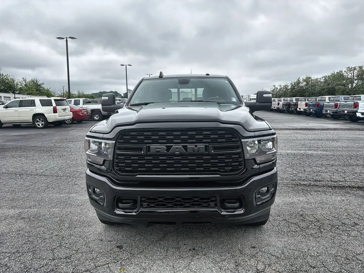 2024 Ram 2500 Big Horn Crew Cab 4x4 6'4" Box thumbnail 3