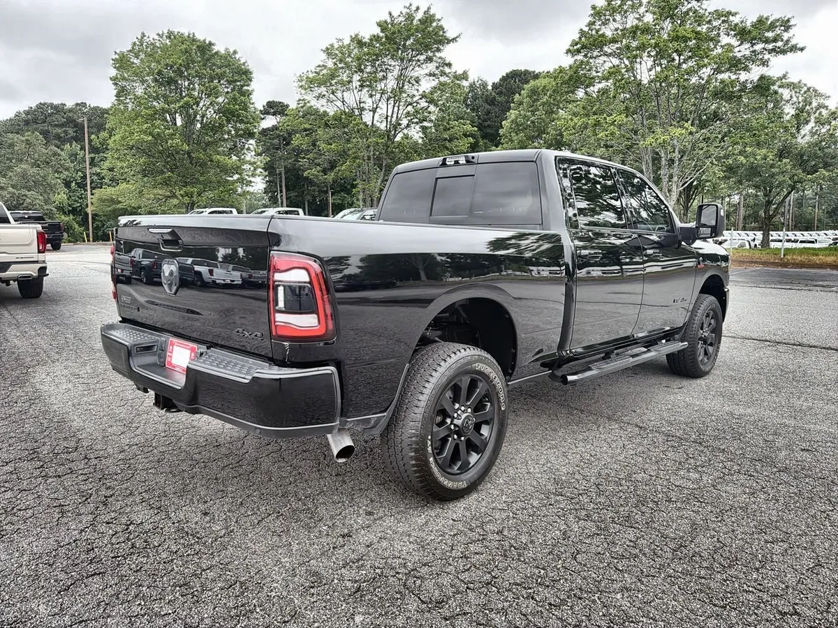 2024 Ram 2500 Big Horn Crew Cab 4x4 6'4" Box thumbnail 8