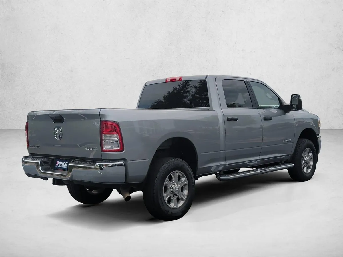 2024 Ram 2500 Big Horn thumbnail 5