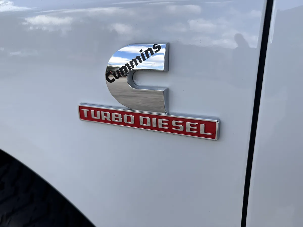 2024 Ram 2500 Laramie thumbnail 12