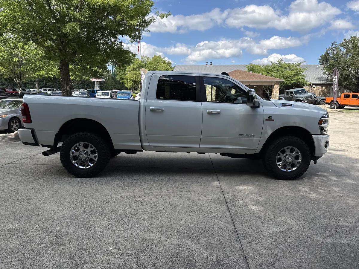 2024 Ram 2500 Laramie thumbnail 8