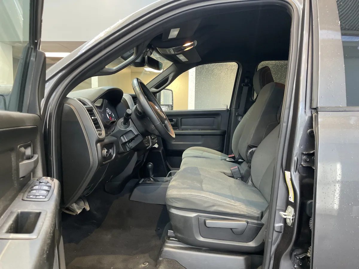 2024 Ram 2500 Tradesman thumbnail 16