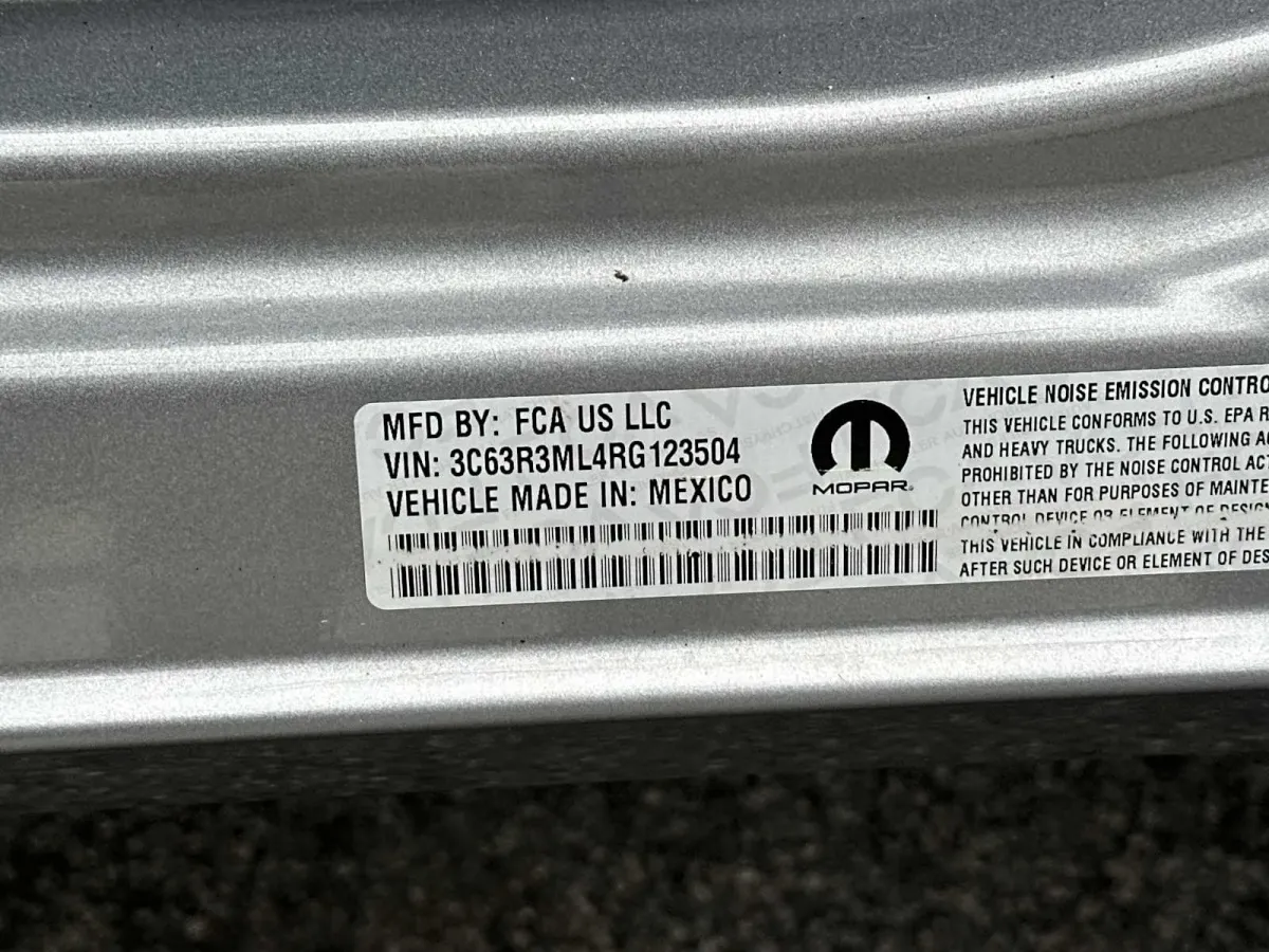 2024 Ram 3500 Laramie thumbnail 39