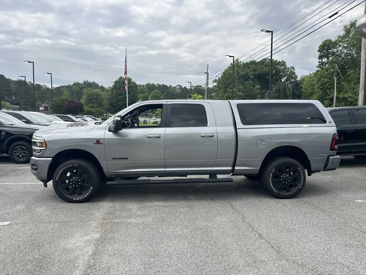 2024 Ram 3500 Laramie thumbnail 6