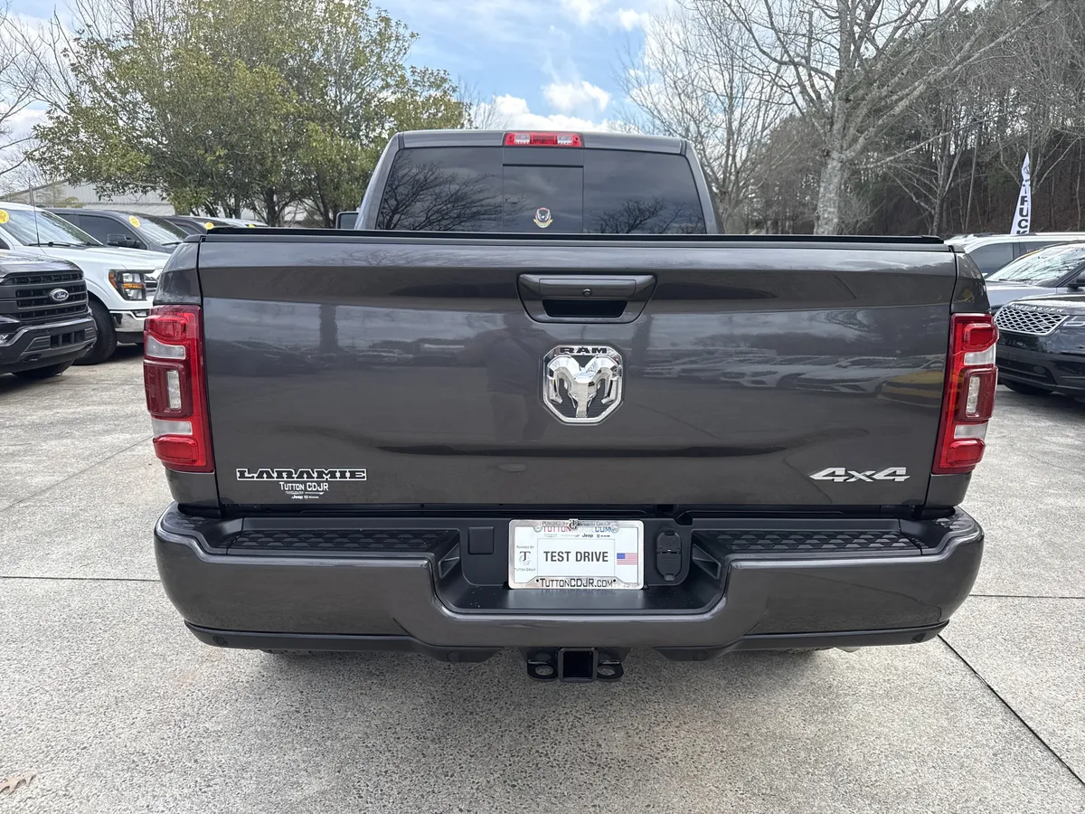 2024 Ram 3500 Laramie thumbnail 6