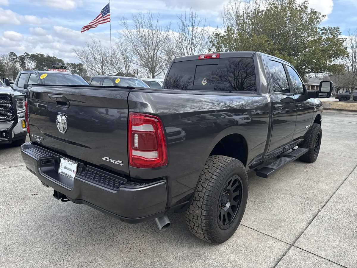 2024 Ram 3500 Laramie thumbnail 7