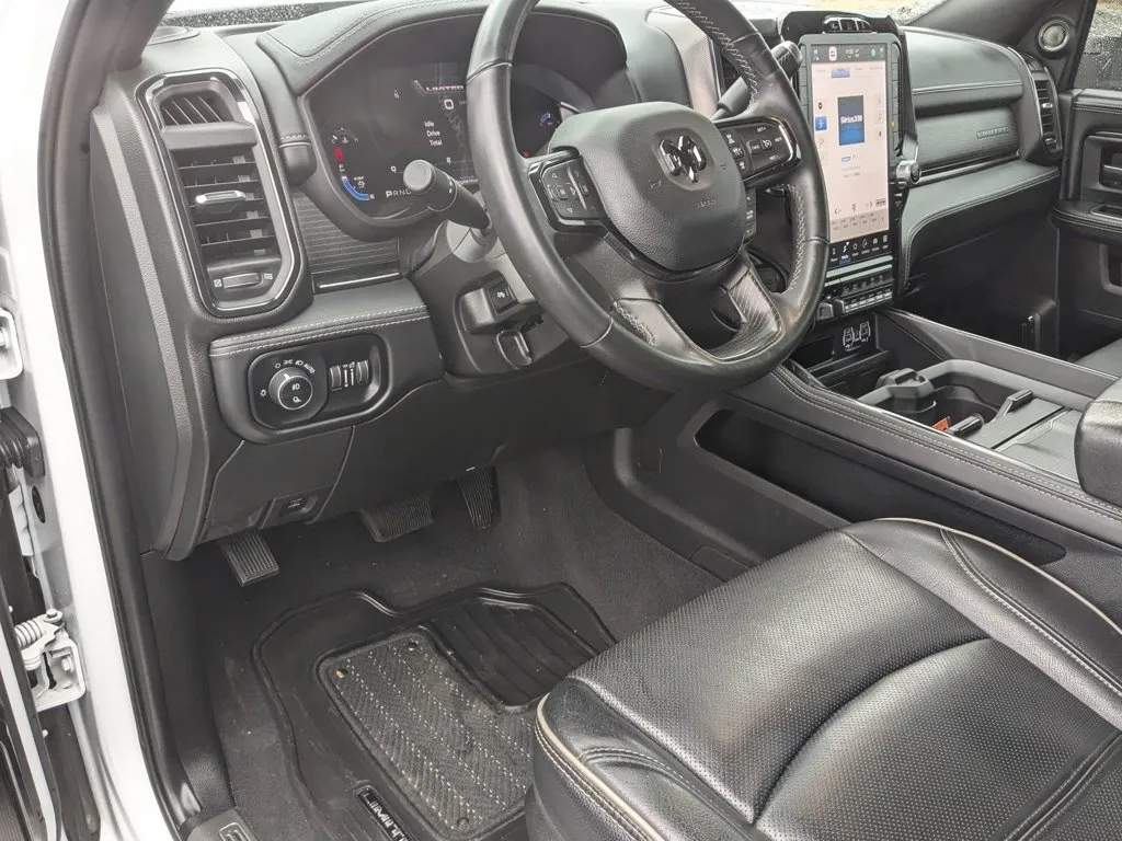 2024 Ram 3500 Limited thumbnail 13