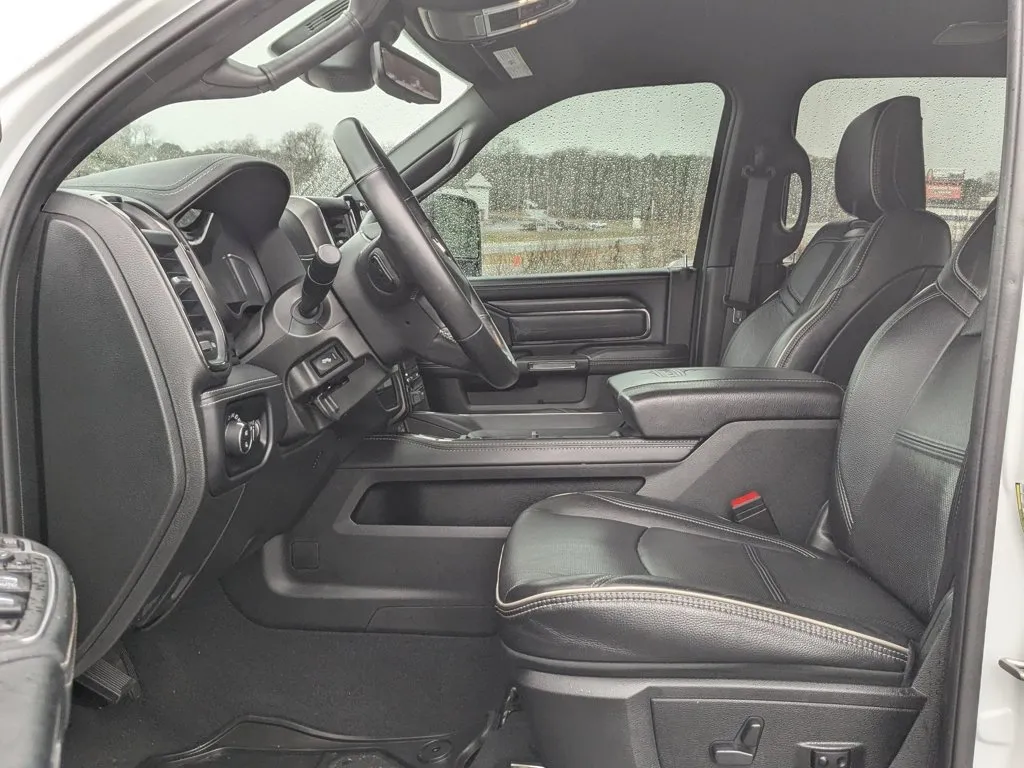 2024 Ram 3500 Limited thumbnail 21