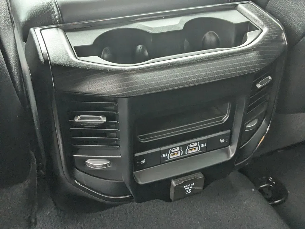 2024 Ram 3500 Limited thumbnail 23