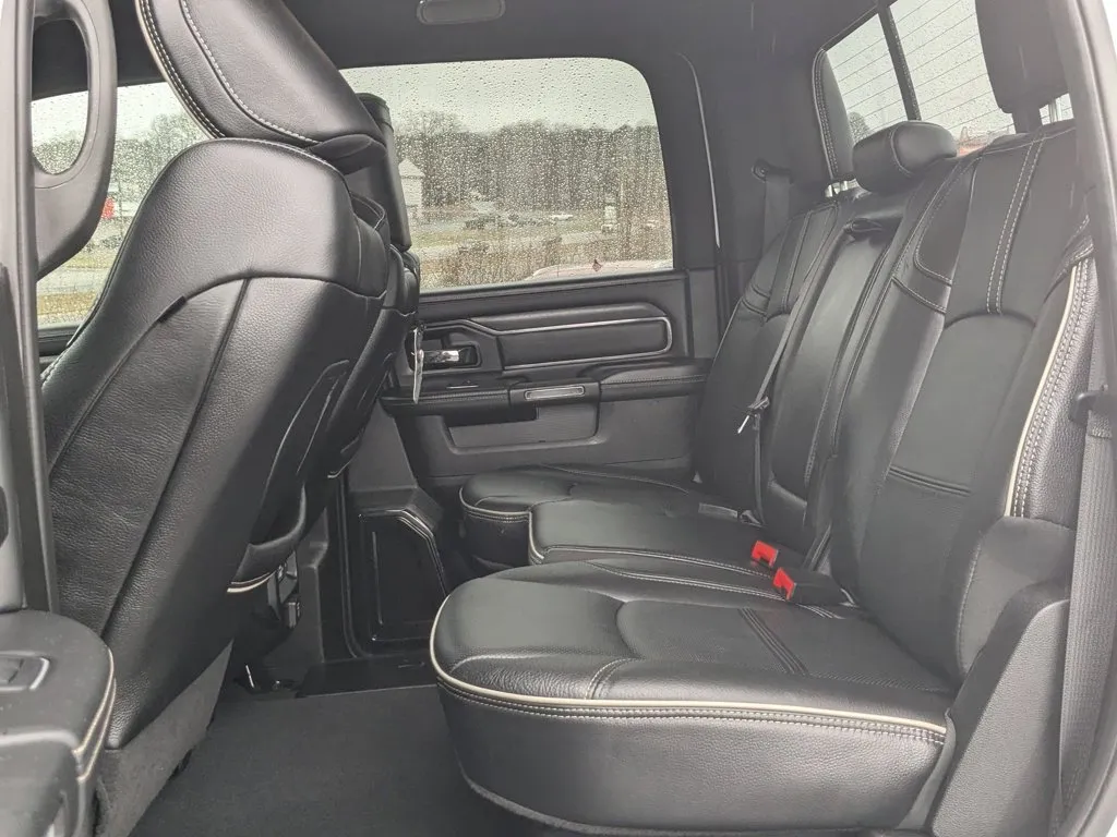 2024 Ram 3500 Limited thumbnail 24