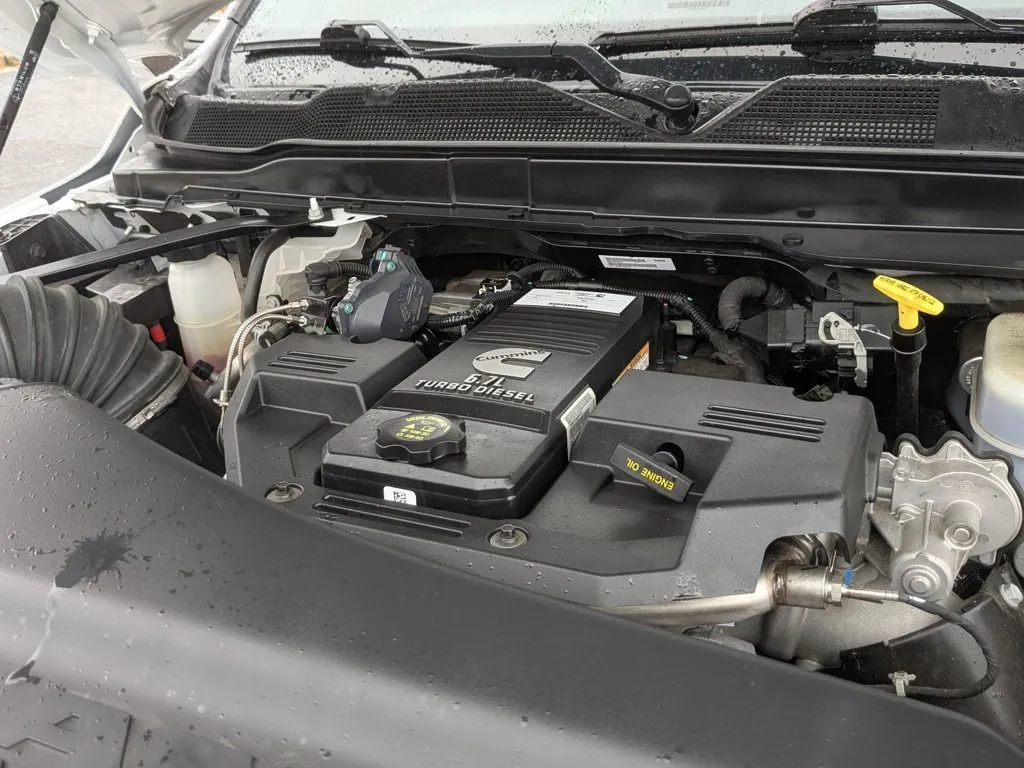 2024 Ram 3500 Limited thumbnail 29
