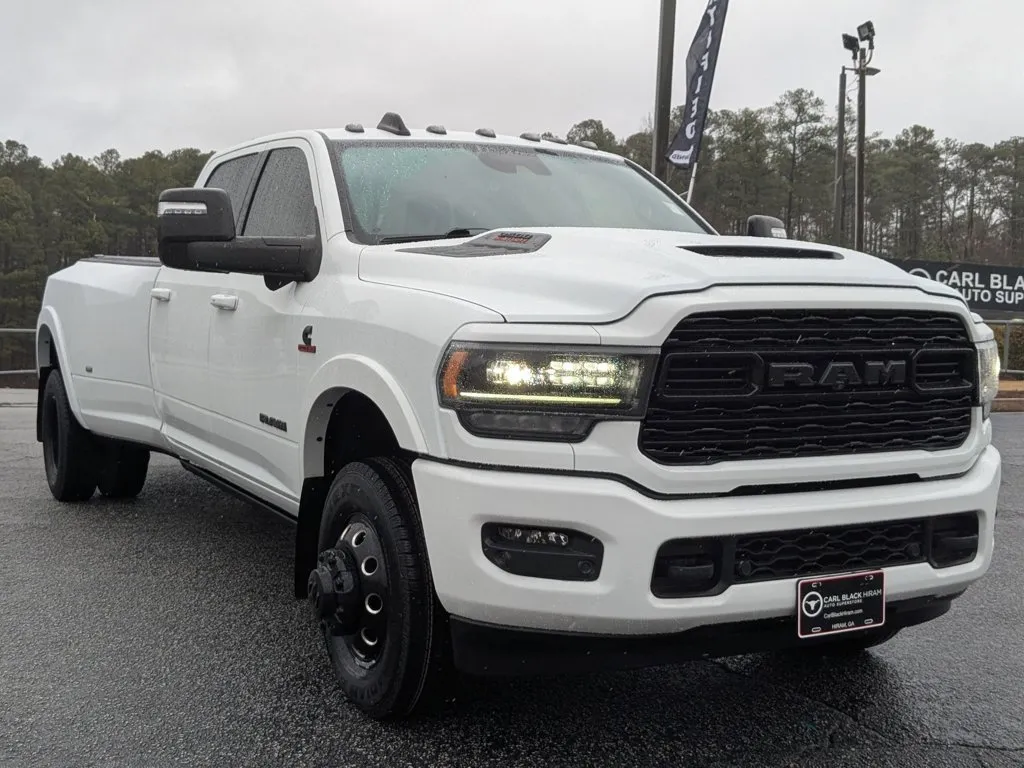 2024 Ram 3500 Limited thumbnail 3