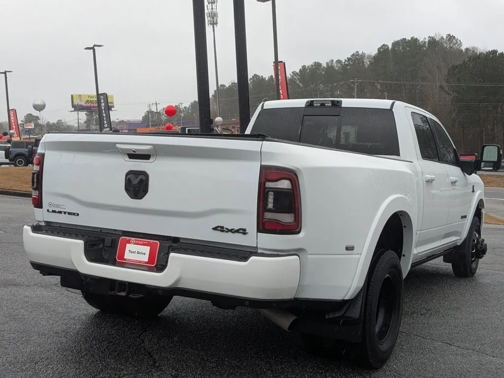 2024 Ram 3500 Limited thumbnail 5