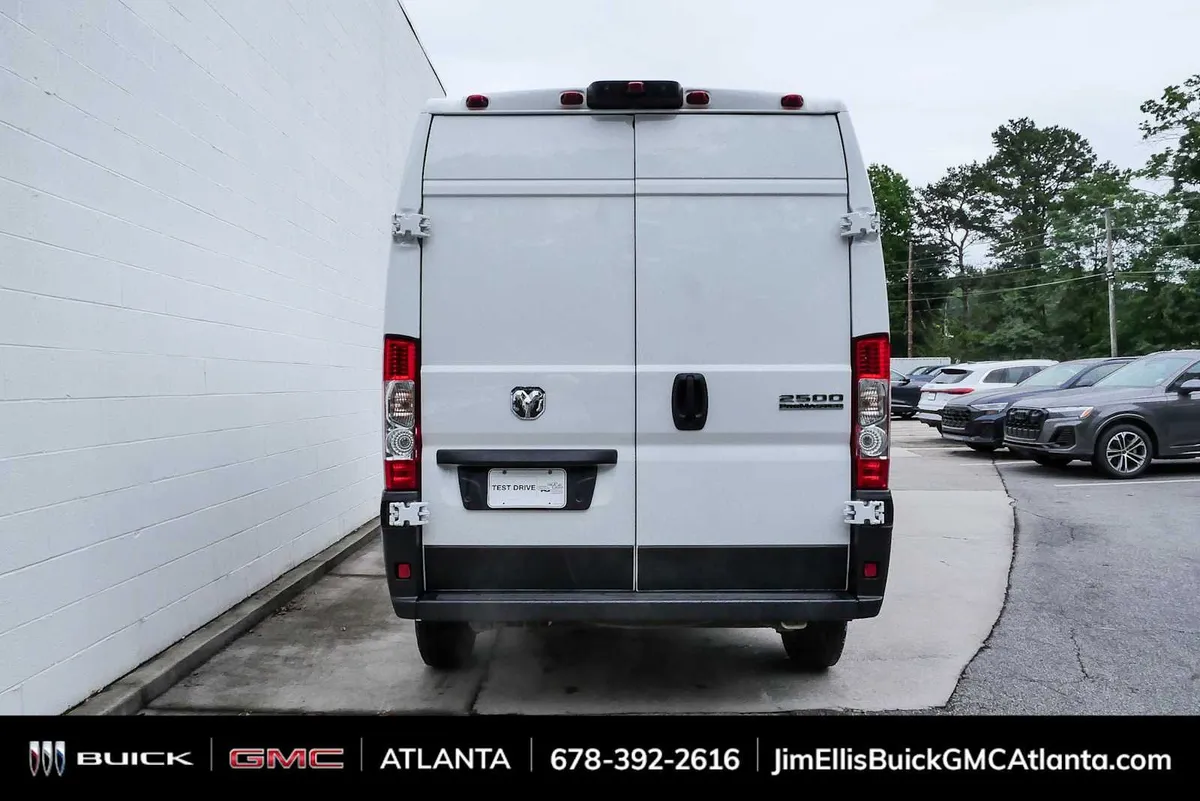 2024 Ram ProMaster Cargo Van Tradesman thumbnail 25