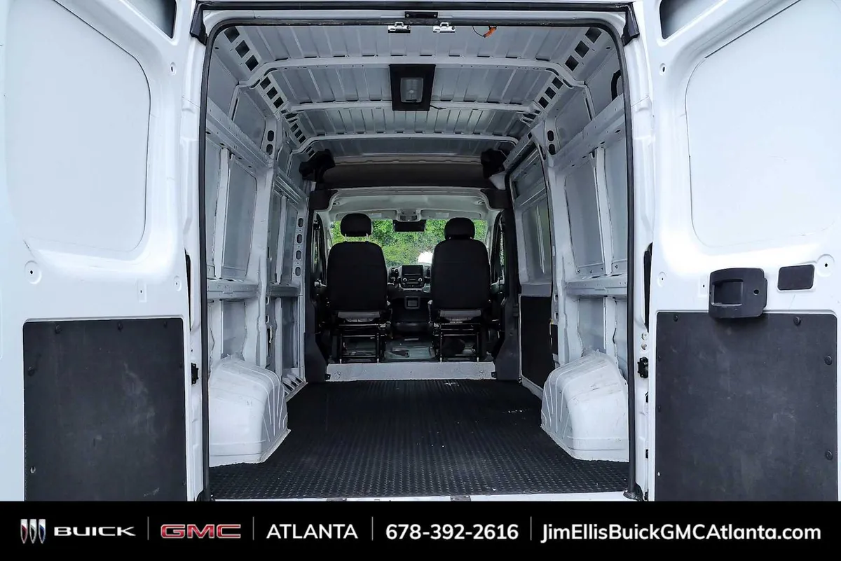 2024 Ram ProMaster Cargo Van Tradesman thumbnail 26