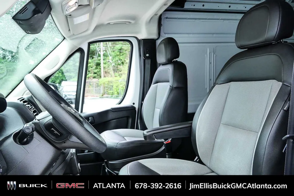 2024 Ram ProMaster Cargo Van Tradesman thumbnail 5