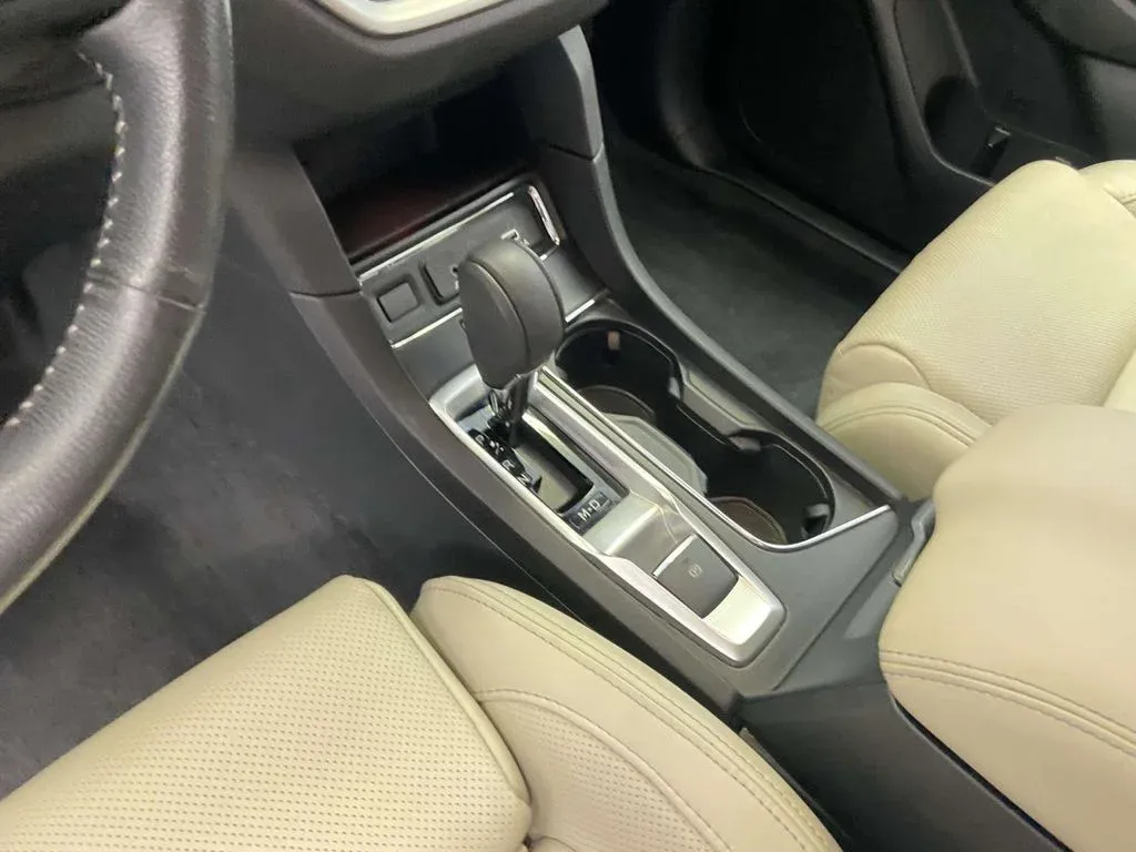 2024 Subaru Ascent Limited thumbnail 20