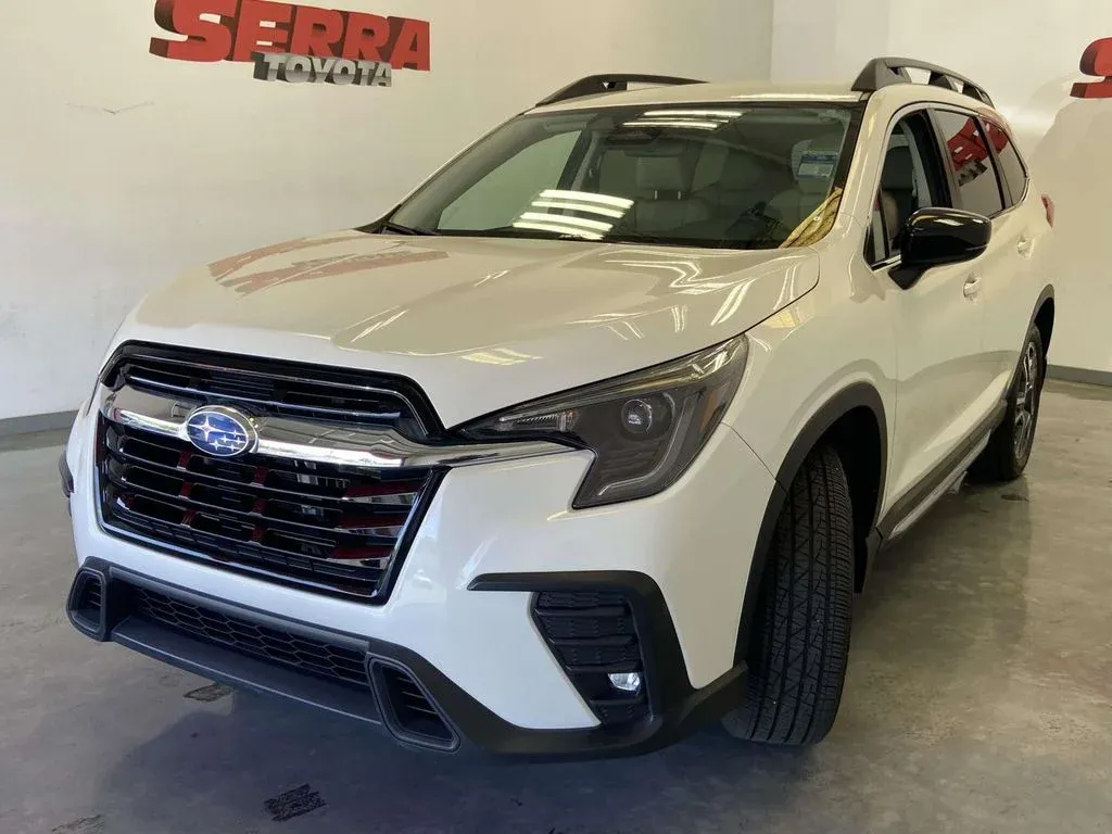 2024 Subaru Ascent Limited thumbnail 7