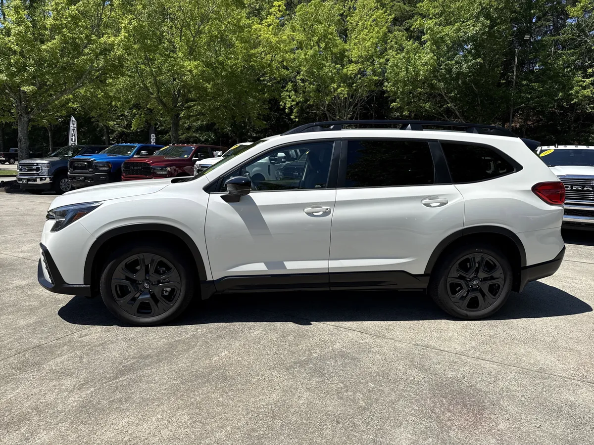 2024 Subaru Ascent Onyx Edition Limited thumbnail 4