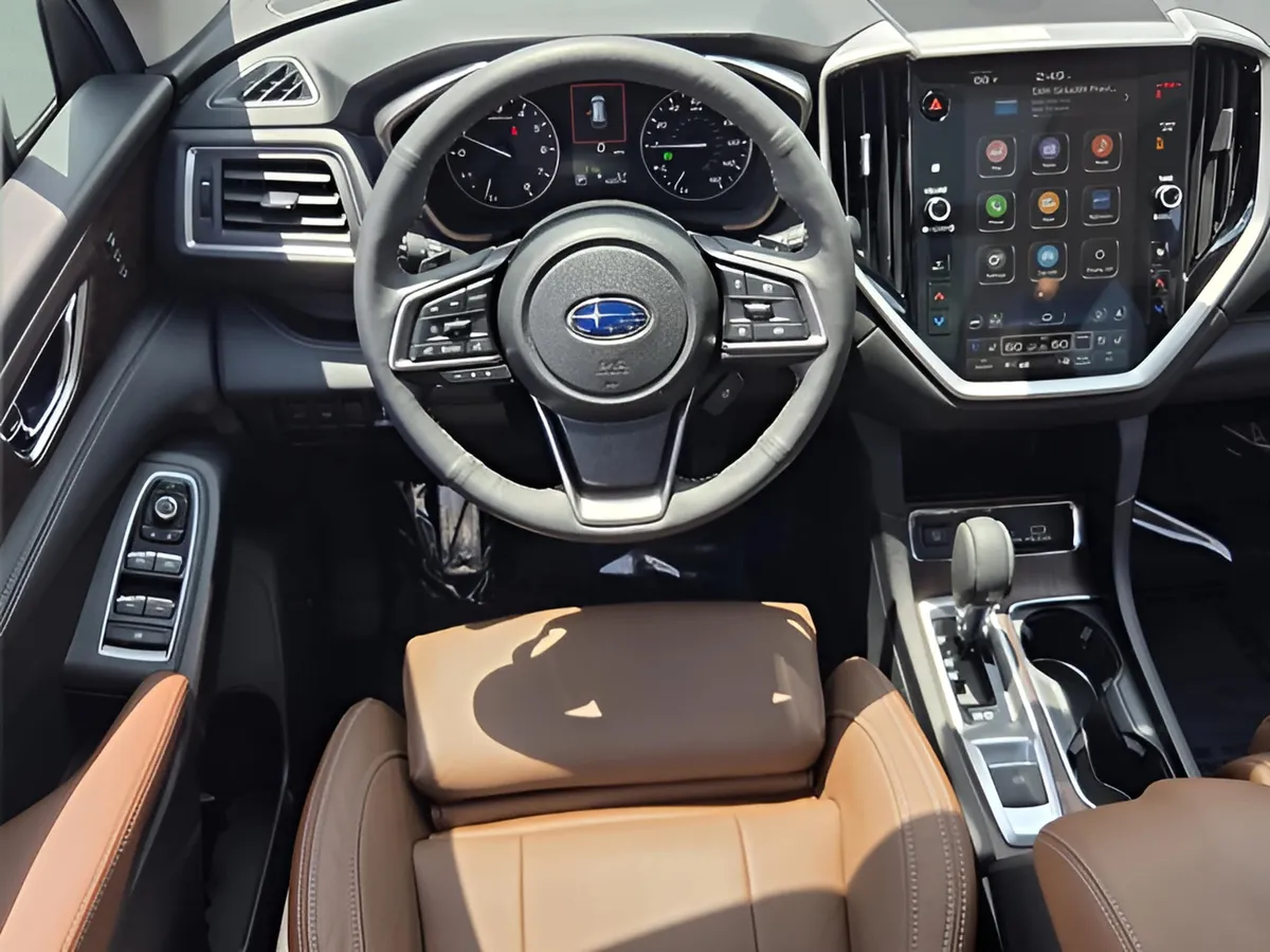 2024 Subaru Ascent Touring 7-Passenger thumbnail 12