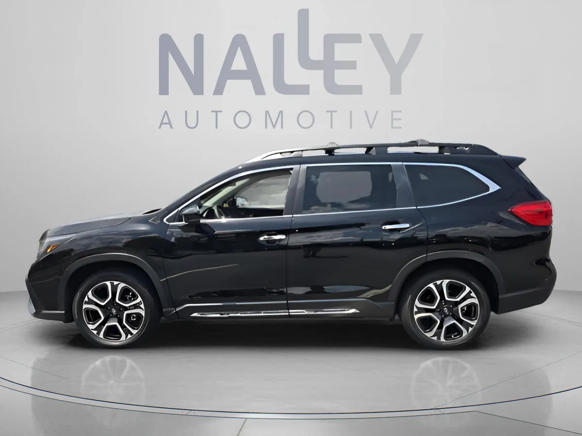 2024 Subaru Ascent Touring 7-Passenger thumbnail 2