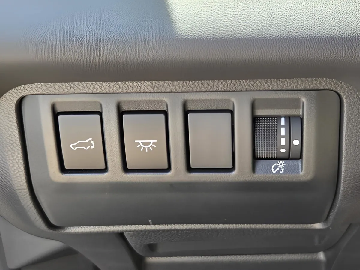 2024 Subaru Ascent Touring 7-Passenger thumbnail 26