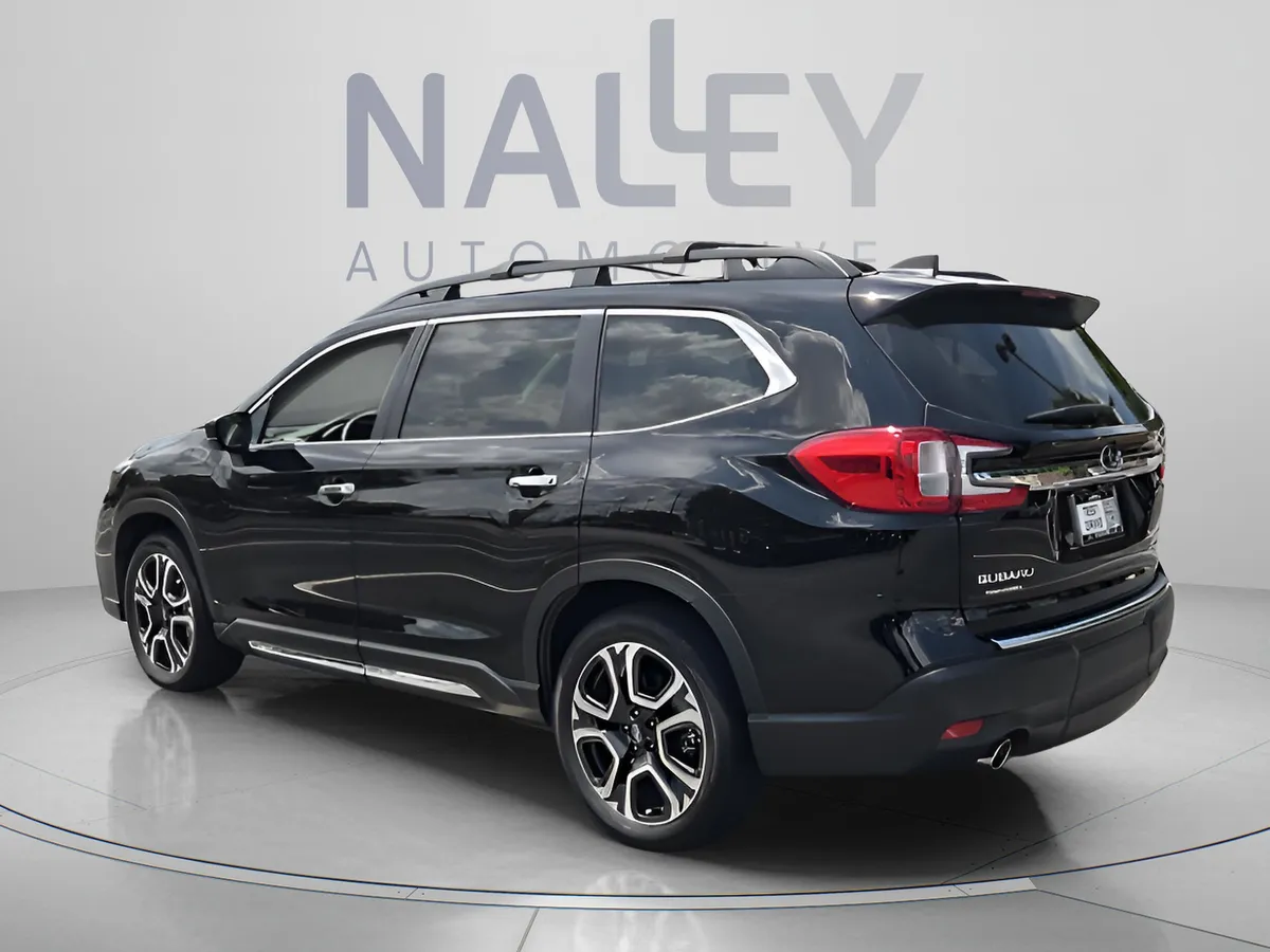 2024 Subaru Ascent Touring 7-Passenger thumbnail 4