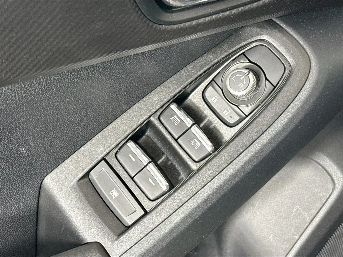 2024 Subaru Crosstrek Limited thumbnail 28