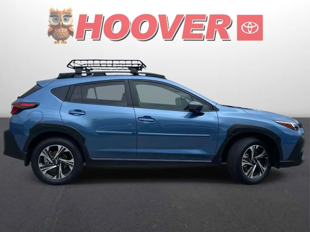 2024 Subaru Crosstrek Premium thumbnail 2