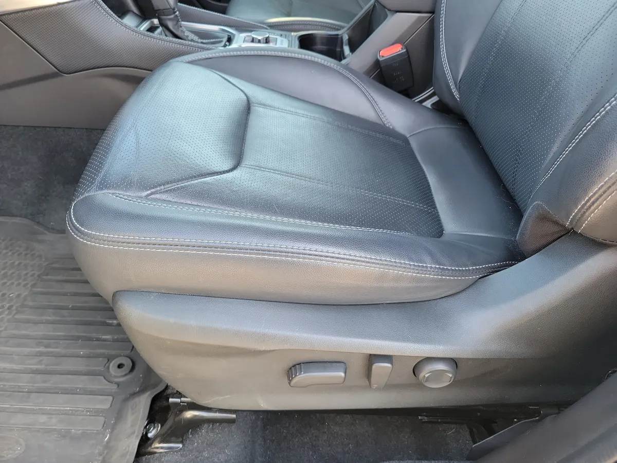 2024 Subaru Forester Limited thumbnail 12