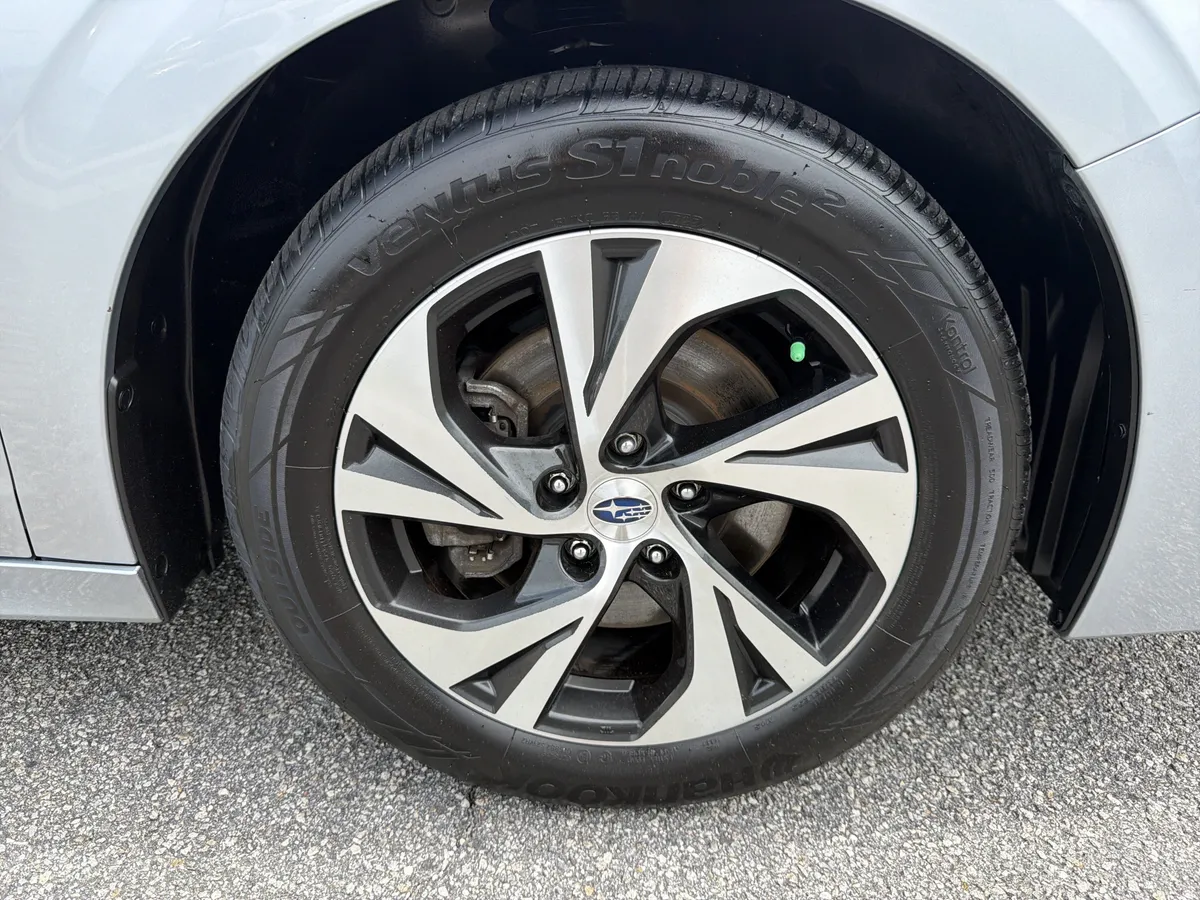 2024 Subaru Legacy Premium thumbnail 22
