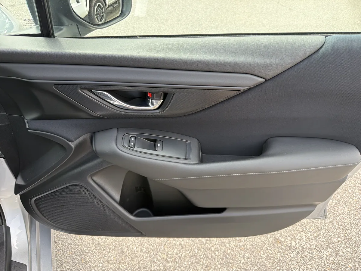 2024 Subaru Legacy Premium thumbnail 24
