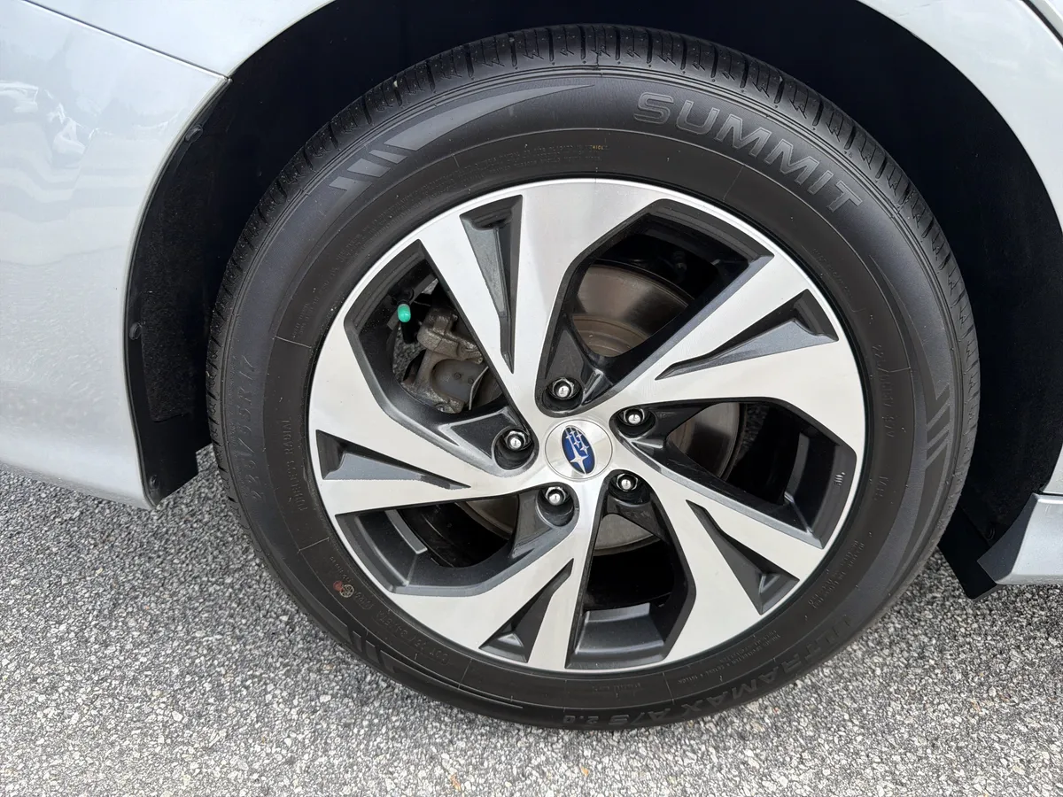 2024 Subaru Legacy Premium thumbnail 27