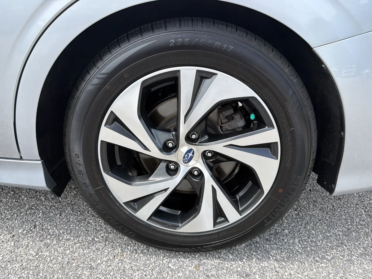 2024 Subaru Legacy Premium thumbnail 28