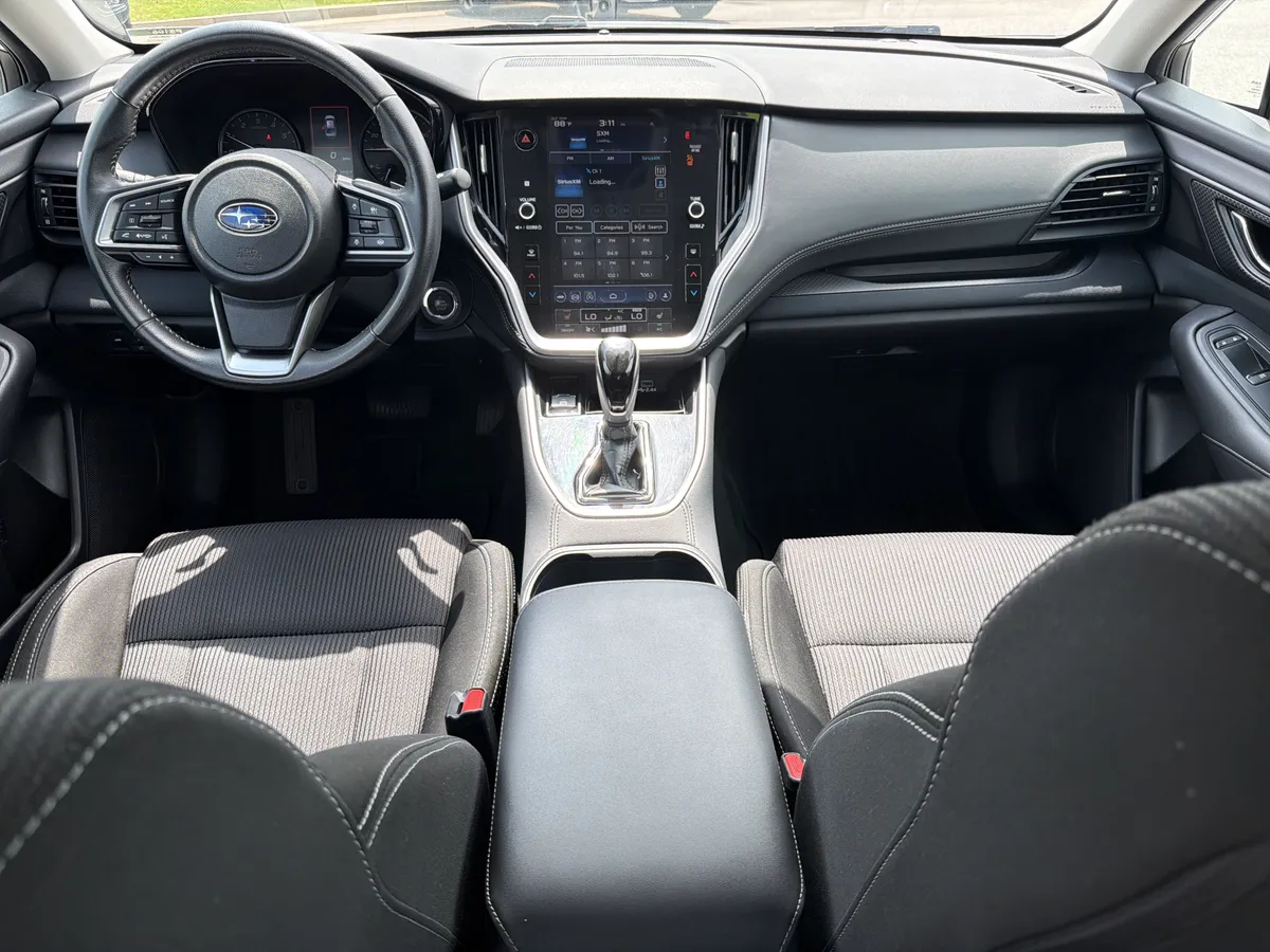 2024 Subaru Legacy Premium thumbnail 4