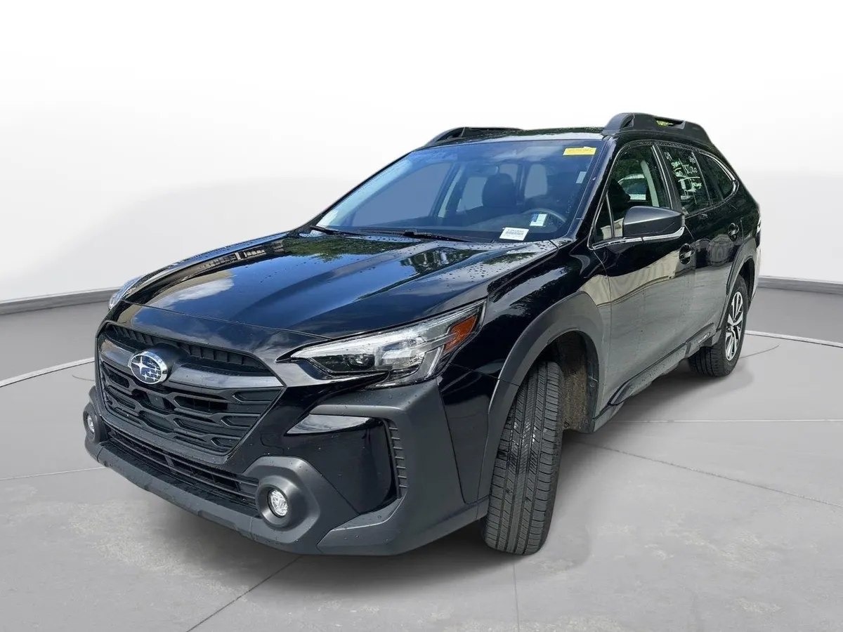 2024 Subaru Outback 4DR CVT thumbnail 2