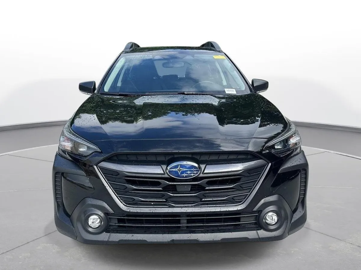 2024 Subaru Outback 4DR CVT thumbnail 3