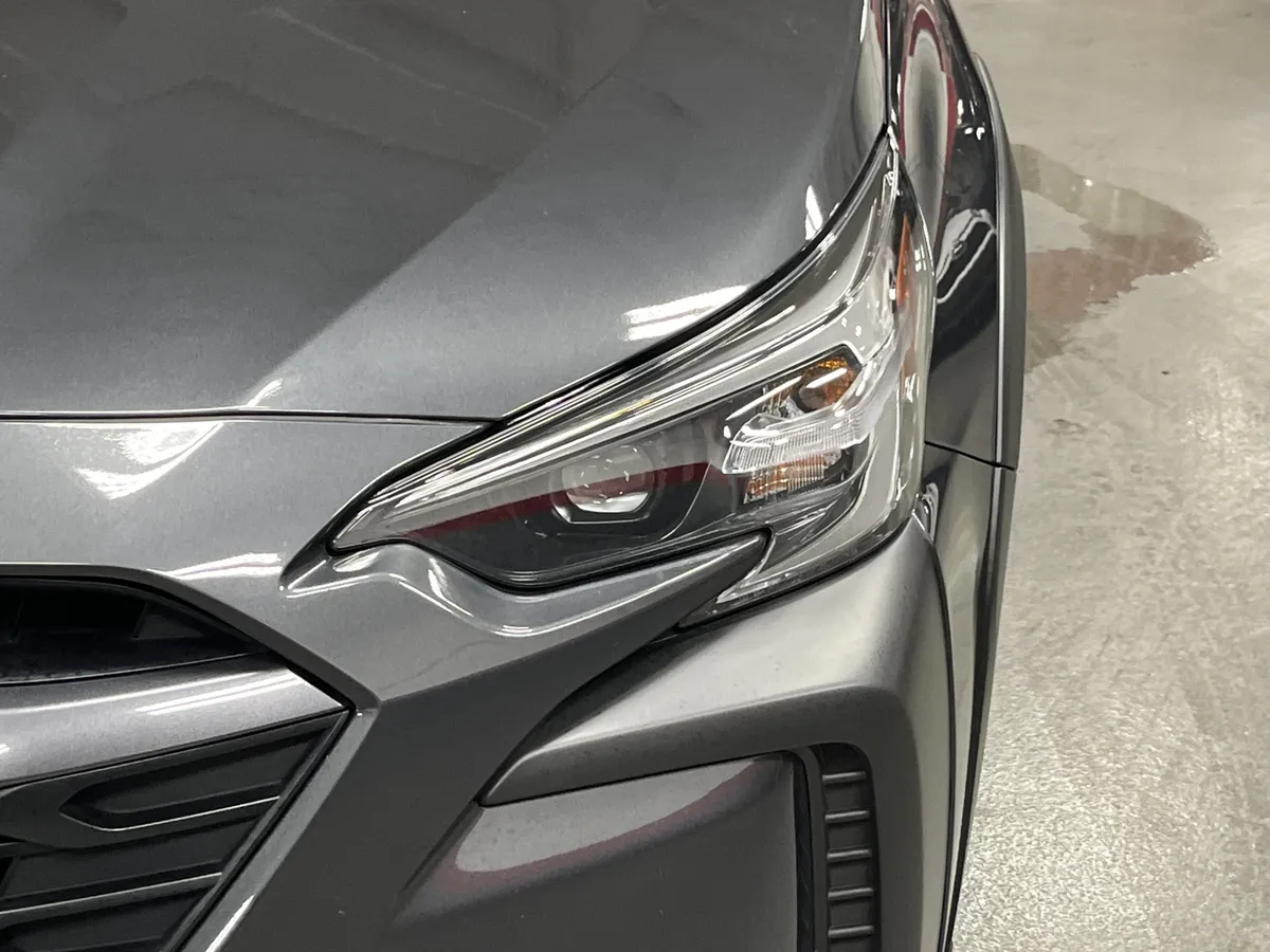 2024 Subaru Outback Limited XT thumbnail 6