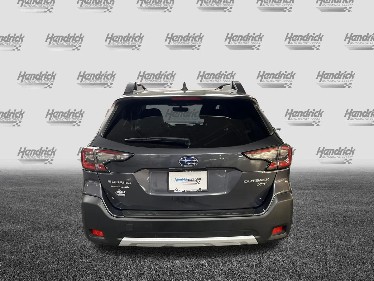 2024 Subaru Outback Limited XT thumbnail 9
