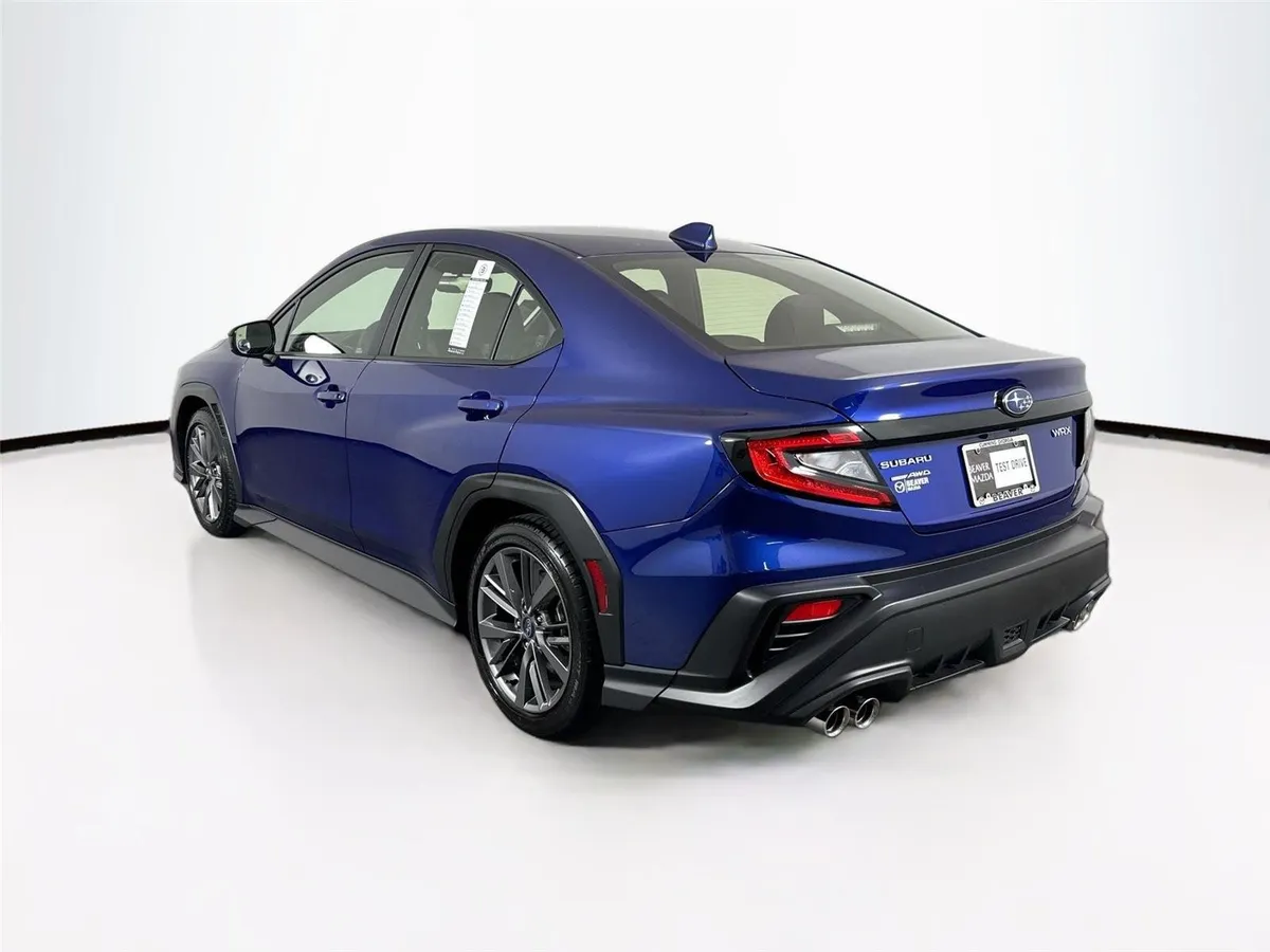 2024 Subaru WRX 4DR MT thumbnail 11