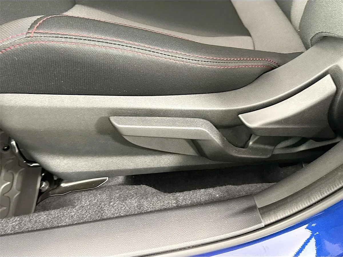 2024 Subaru WRX 4DR MT thumbnail 27