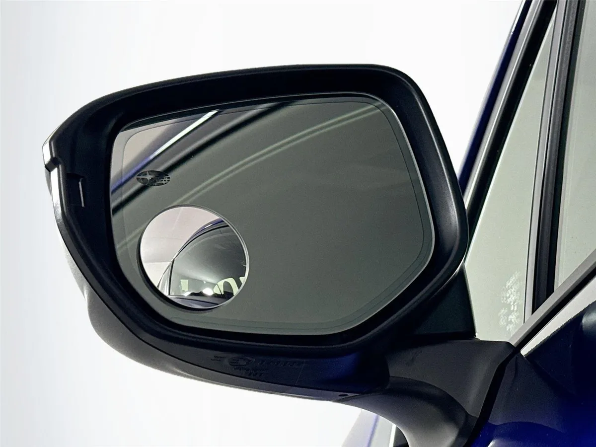 2024 Subaru WRX 4DR MT thumbnail 5