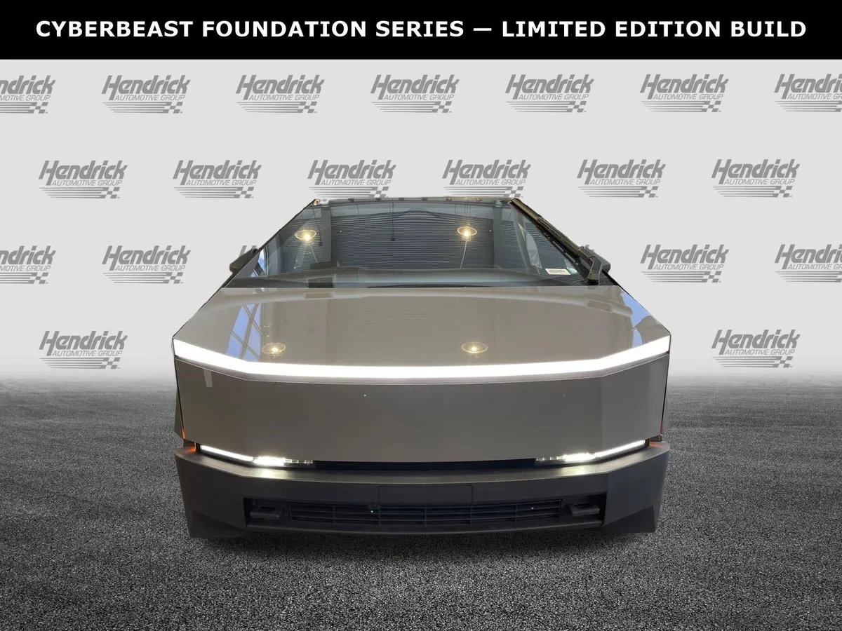 2024 Tesla Cybertruck Cyberbeast thumbnail 2